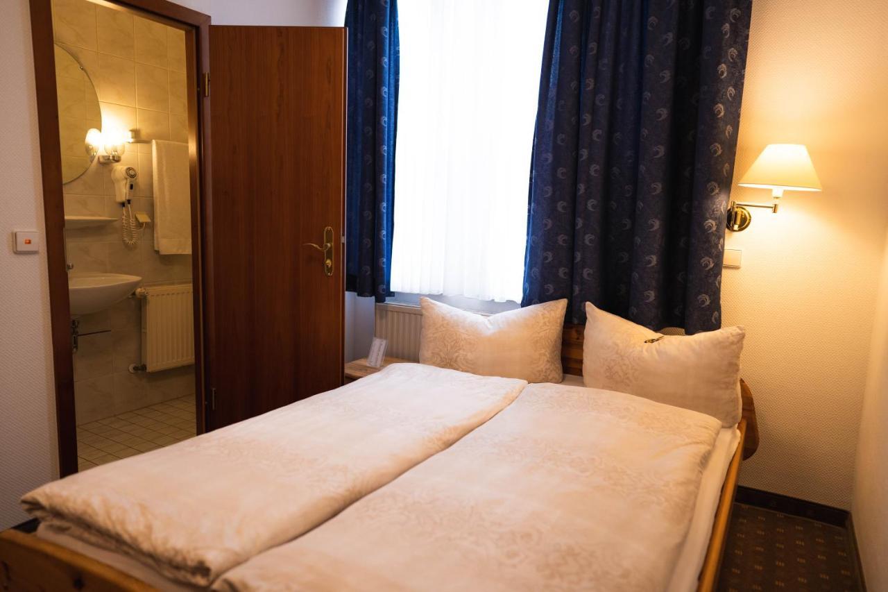 Guest house Am Heusteig 3*