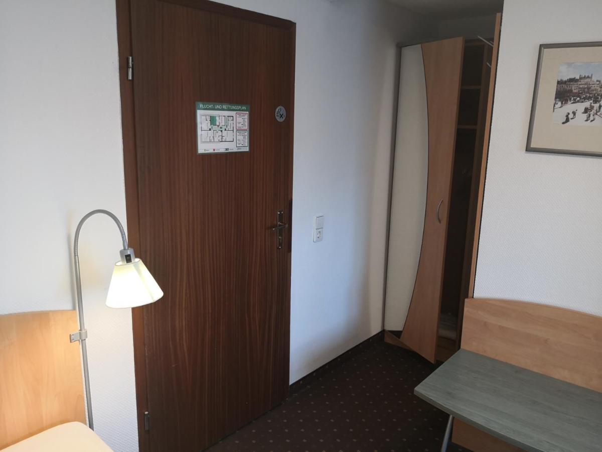 Guest house Am Heusteig 3*